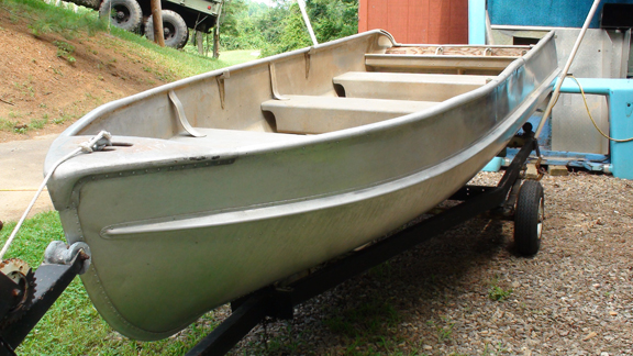 Alumacraft River Boat
